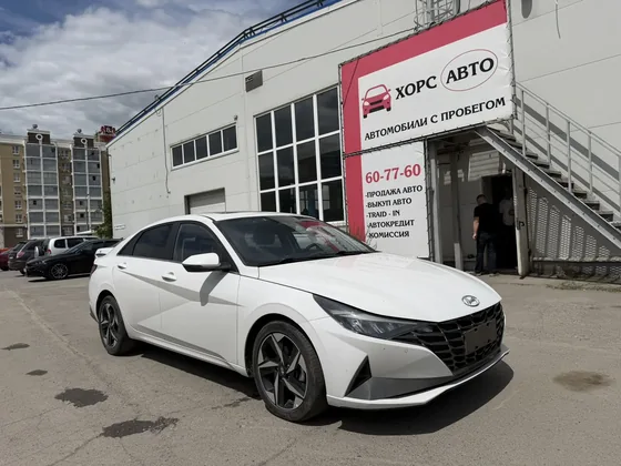 Hyundai Elantra — фото выдачи Хорс Авто